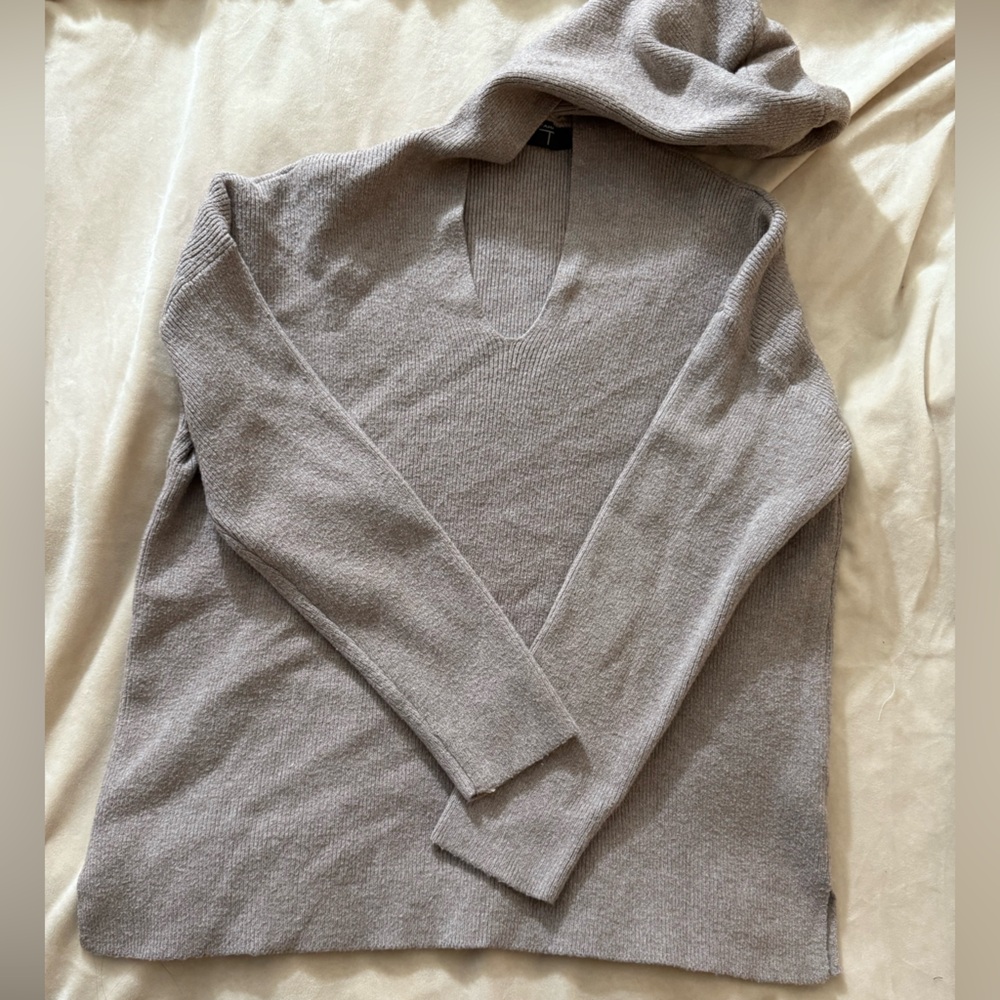 Tahari Gray Hooded Sweater